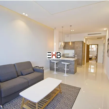 Sea View- Easy Booking Apartment *
