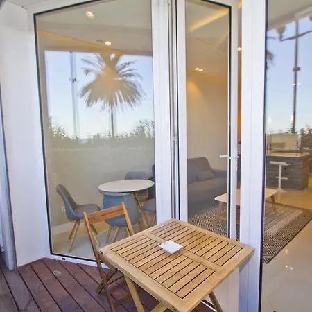 Sea View- Easy Booking